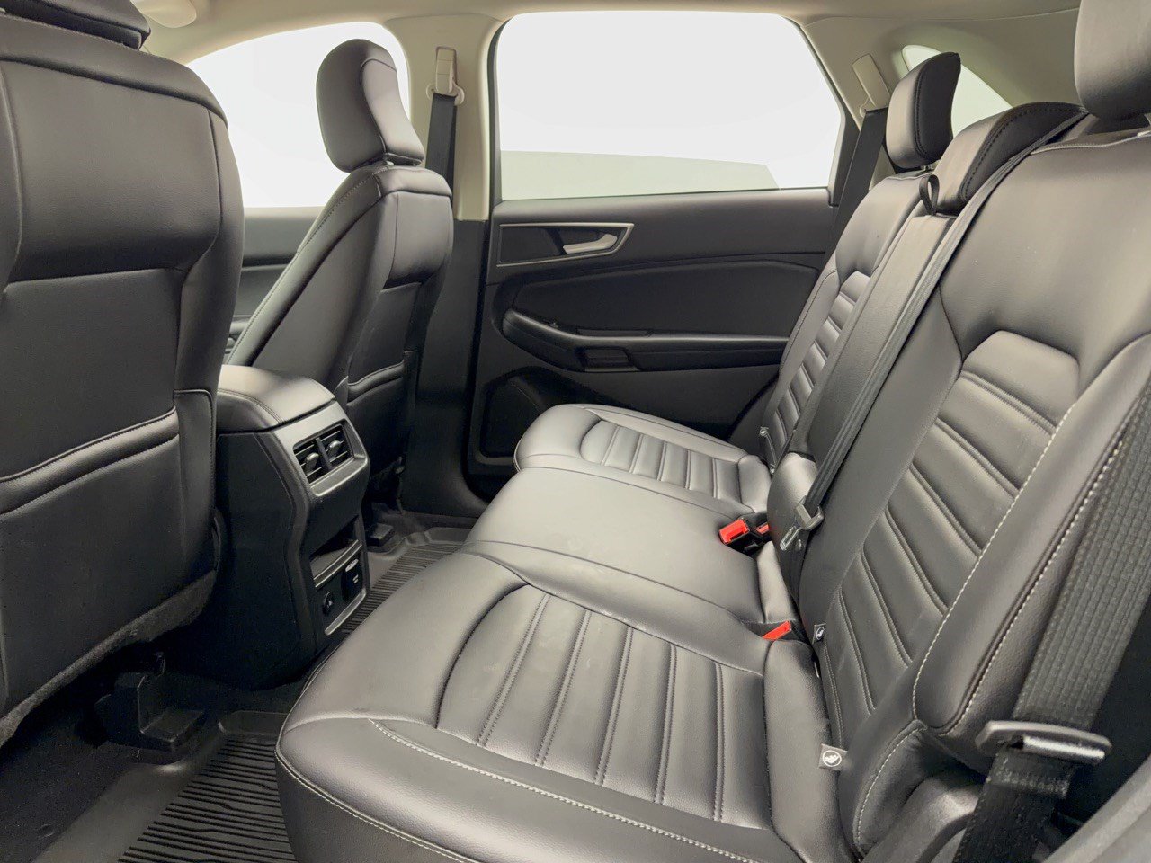 Certified 2024 Ford Edge SEL w/ Convenience Package AWD/4WD image 25