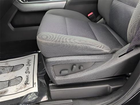 Used 2016 Chevrolet Silverado 2500 LT w/ Snow Plow Prep Package image 12