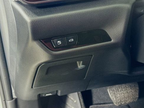 Certified 2025 Lexus NX 250 FWD w/ Premium Package image 10