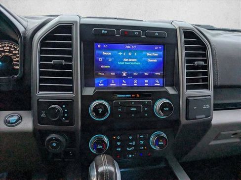 Used 2020 Ford F150 Limited w/ Trailer Tow Package image 10