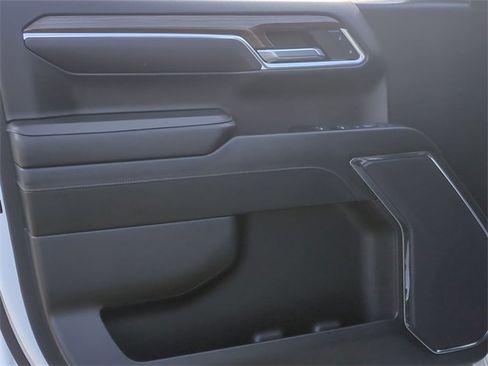 Used 2024 Chevrolet Silverado 1500 RST image 19