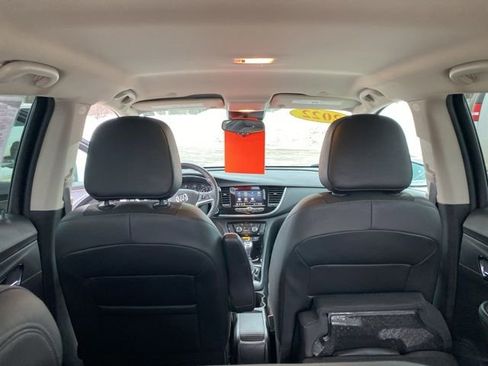 Used 2022 Buick Encore Preferred w/ Safety Package image 28