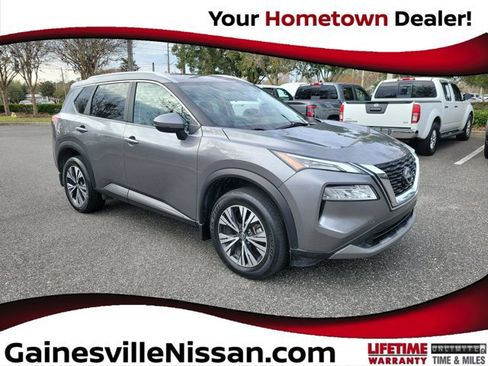 Used 2022 Nissan Rogue SV w/ SV Premium Package image 1