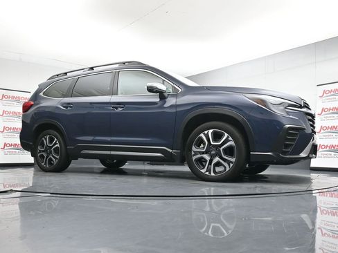 Used 2023 Subaru Ascent Limited w/ Technology Package AWD/4WD image 34