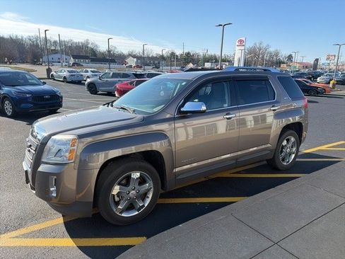 Used 2012 GMC Terrain SLT image 2