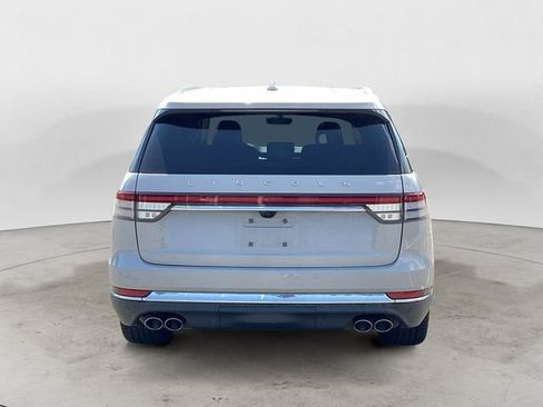 Used 2020 Lincoln Aviator Reserve w/ Equipment Group 202A AWD/4WD image 4