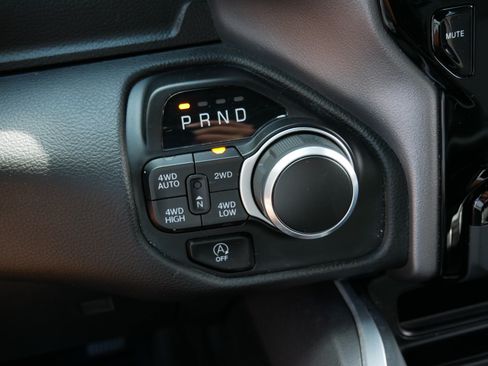 Used 2023 RAM 1500 Big Horn AWD/4WD image 24