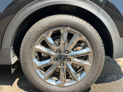 Used 2022 Kia Sportage Nightfall Edition w/ Nightfall Fwd Premium Package image 5