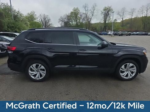 Used 2023 Volkswagen Atlas SE w/ Panoramic Sunroof Package AWD/4WD image 2