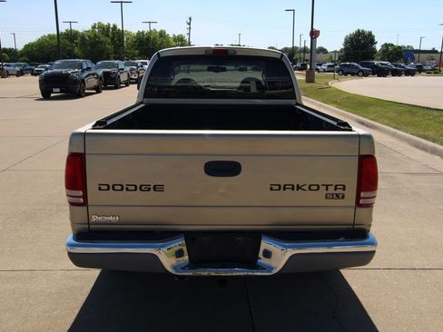 Used 2004 Dodge Dakota SLT w/ Deluxe Convenience Group AWD/4WD image 13