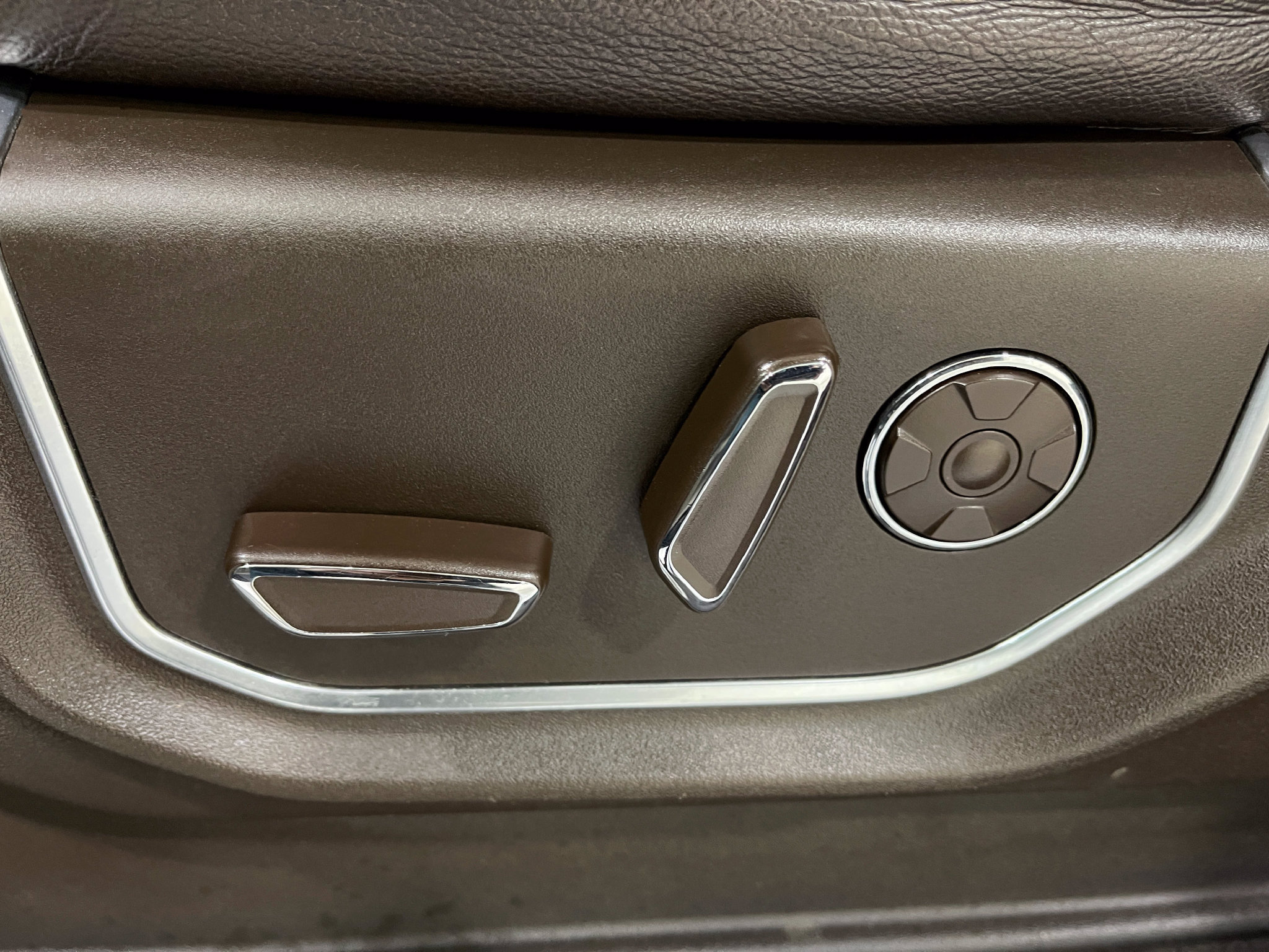 Used 2020 Ford F150 Limited AWD/4WD image 17