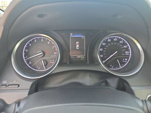 Used 2019 Toyota Camry SE w/ Convenience Package FWD image 33