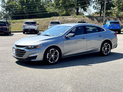 Used 2024 Chevrolet Malibu LT FWD image 1