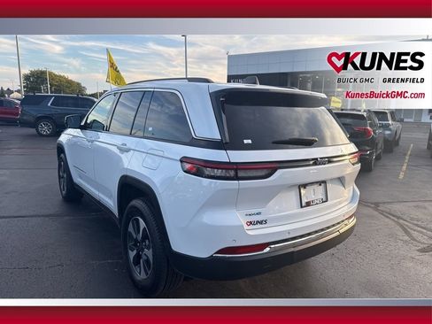 Used 2024 Jeep Grand Cherokee Limited 4xe image 8