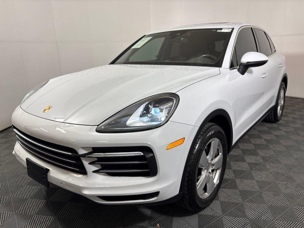 Used 2019 Porsche Cayenne AWD/4WD image 2