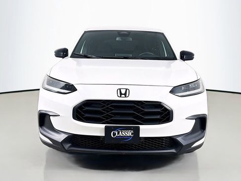 Used 2024 Honda HR-V Sport image 2