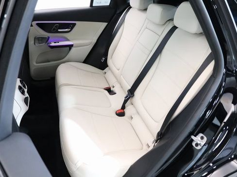 Certified 2025 Mercedes-Benz GLC 300 4MATIC image 15