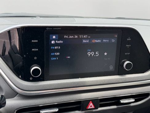 Used 2022 Hyundai Sonata SEL w/ Convenience Package FWD image 16
