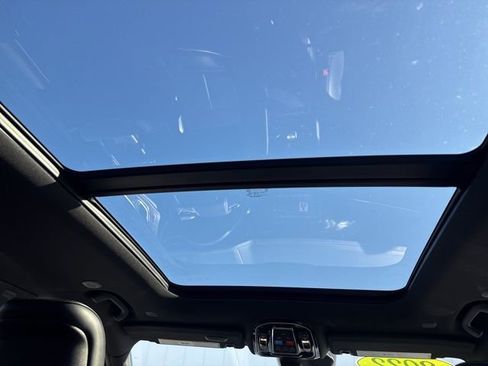 Used 2022 Jeep Grand Cherokee L Overland w/ Luxury Tech Group IV image 44