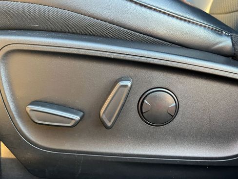 Used 2023 Ford Escape ST-Line image 24