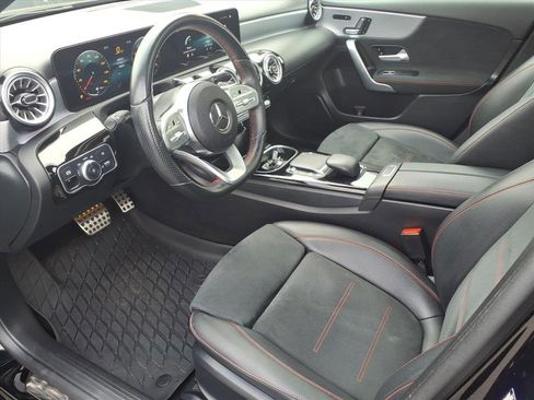 Used 2022 Mercedes-Benz A 220 A 220 image 13