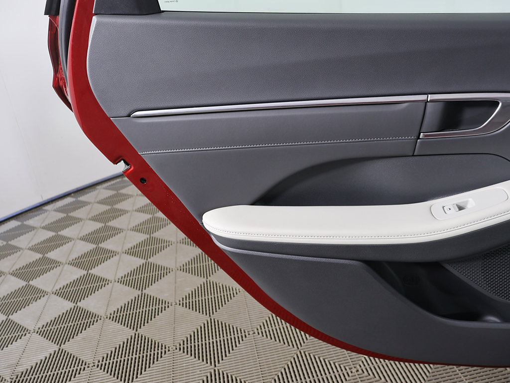 Certified 2023 Hyundai Sonata Limited FWD image 27