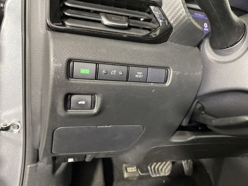 Used 2023 Nissan Sentra SV image 23