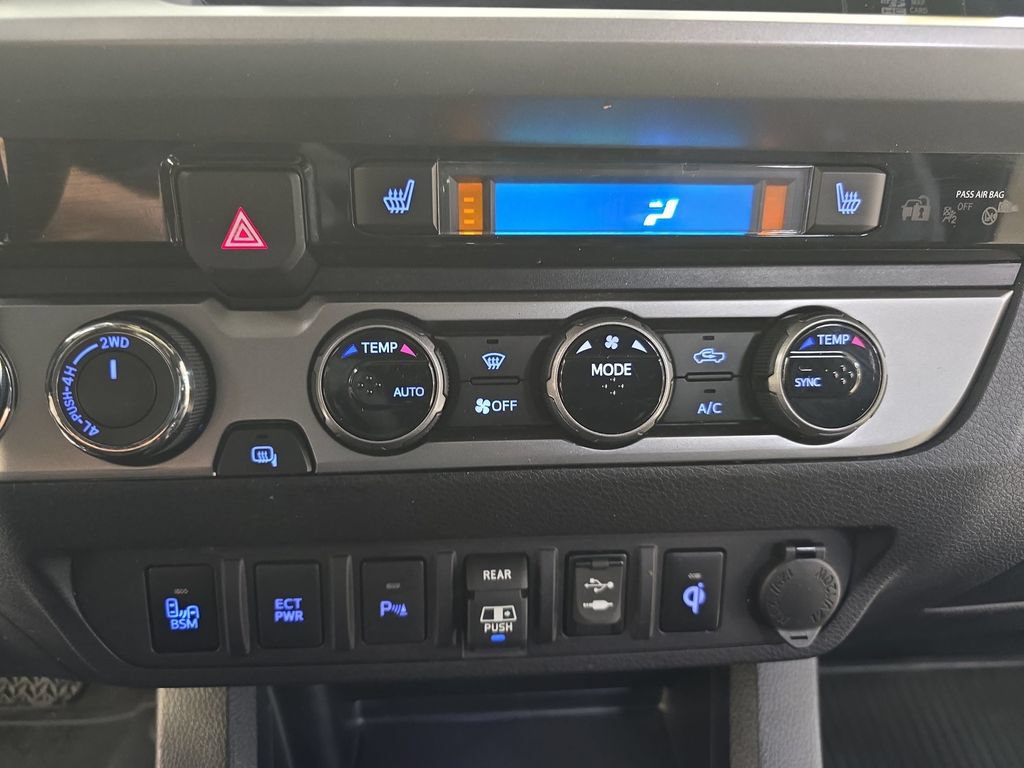 Certified 2018 Toyota Tacoma Limited AWD/4WD image 25