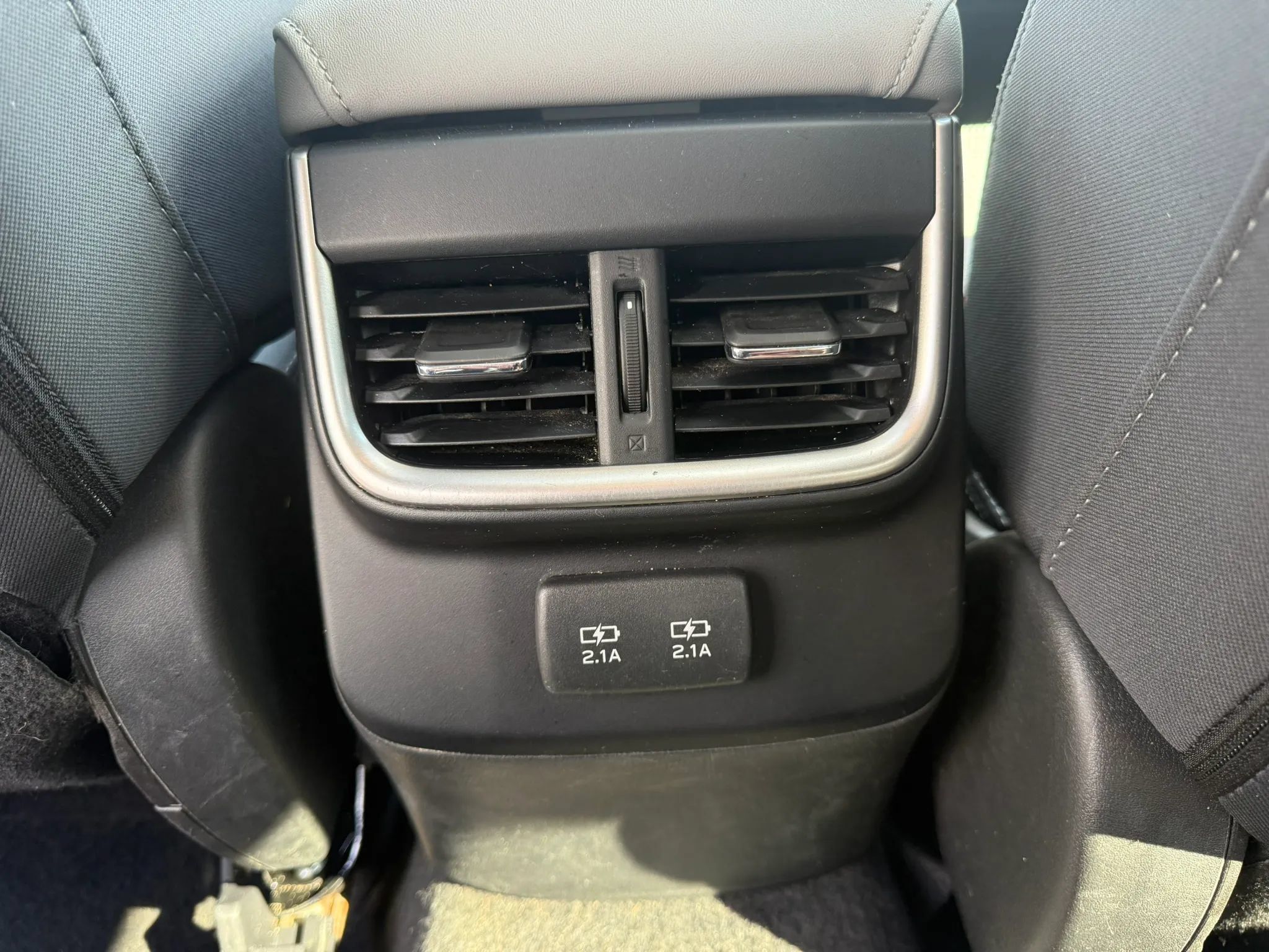 Used 2022 Subaru Outback Premium AWD/4WD image 32