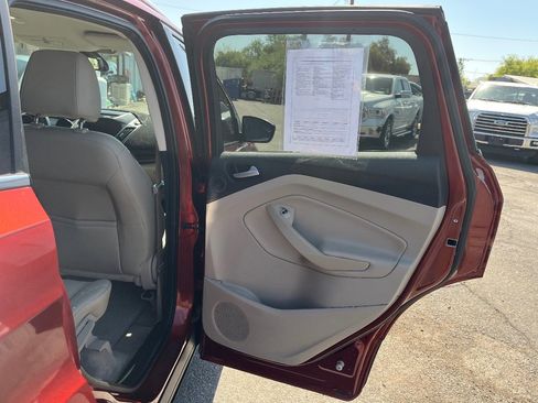 Used 2014 Ford Escape Titanium FWD image 34
