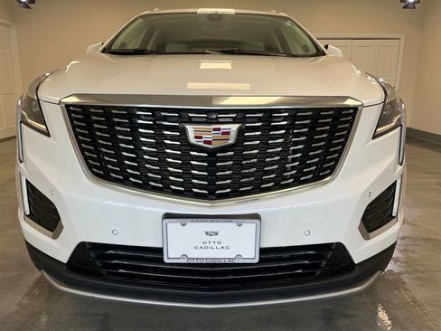 Certified 2023 Cadillac XT5 Premium Luxury AWD/4WD image 5