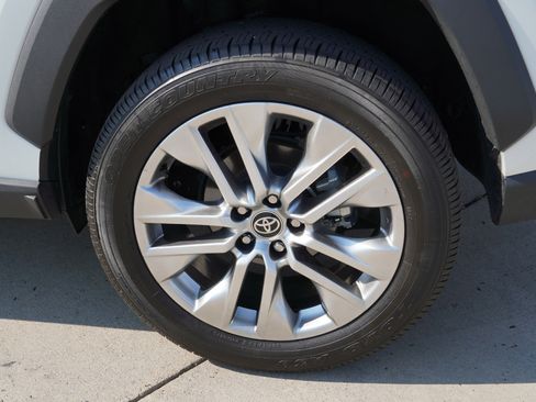 Certified 2025 Toyota RAV4 XLE Premium AWD/4WD image 13