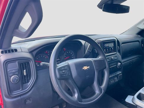 Used 2023 Chevrolet Silverado 1500 Custom image 11