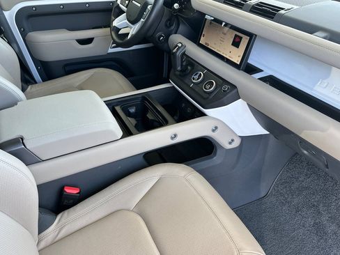 Used 2024 Land Rover Defender 110 S AWD/4WD image 19