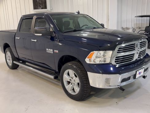 Used 2017 RAM 1500 Big Horn AWD/4WD image 3