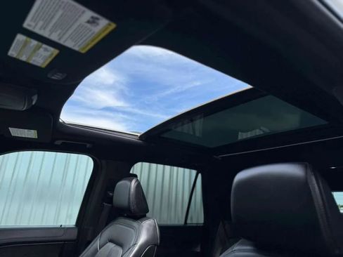 Used 2021 Ford Expedition Limited AWD/4WD image 23
