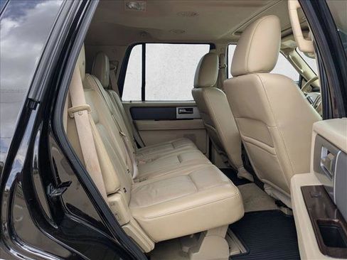 Used 2013 Ford Expedition XLT RWD image 22
