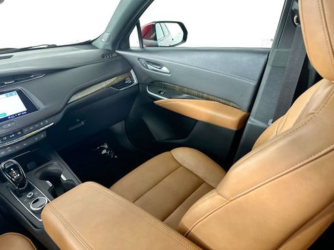 Used 2023 Cadillac XT4 Sport AWD/4WD image 23