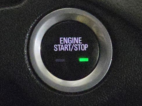 Used 2022 Chevrolet Equinox LS w/ LS Convenience Package image 30