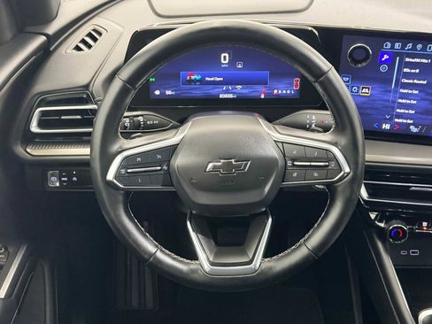 Used 2024 Chevrolet Traverse LS w/ Midnight/Sport Edition image 23