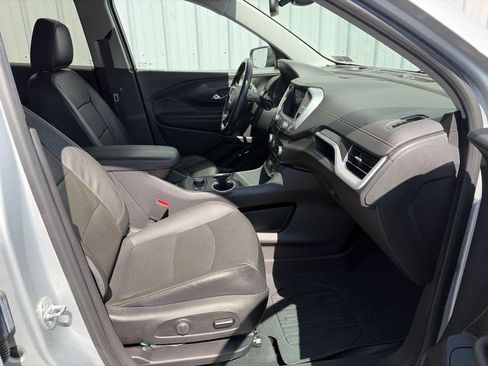 Used 2021 GMC Terrain SLT w/ Infotainment Package II AWD/4WD image 27