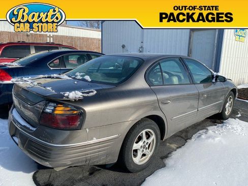 Used 2000 Pontiac Bonneville SE w/ Opt Pkg image 4