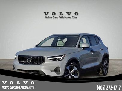 Used 2025 Volvo XC40 B5 Plus w/ Protection Package Premier