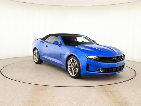 Used 2024 Chevrolet Camaro LT w/ RS Package image 10