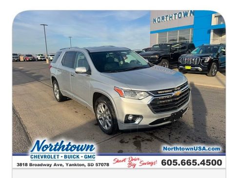 Used 2021 Chevrolet Traverse Premier image 31