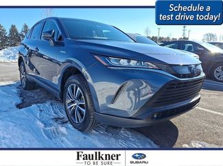 Used 2021 Toyota Venza LE video 1