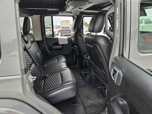 Used 2021 Jeep Wrangler Unlimited Rubicon AWD/4WD image 27