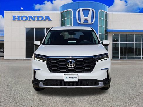 New 2025 Honda Pilot EX-L image 8