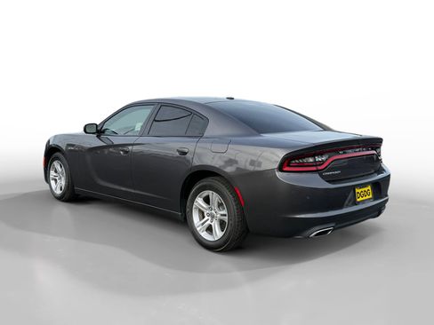 Used 2022 Dodge Charger SXT w/ Leather Interior Group image 3