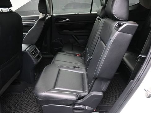 Used 2019 Volkswagen Atlas SE FWD image 25
